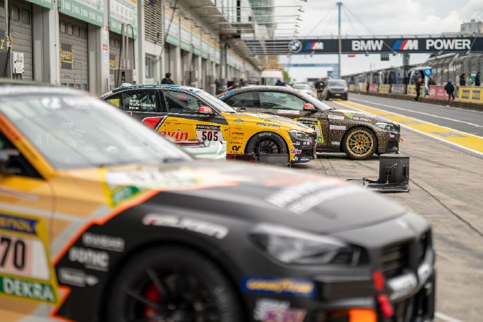 low_KW_Racing_Kunden_24hNbr26_Rennvorbereitungen_0008.jpg