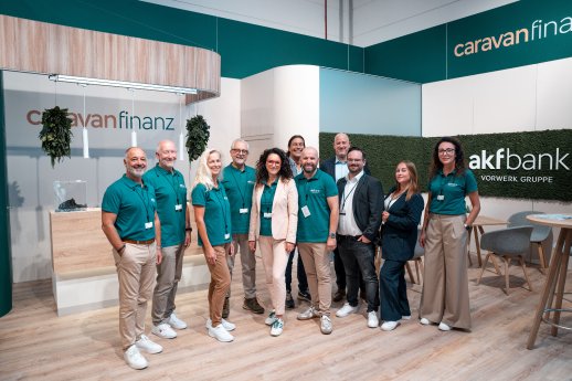 Das_akf_Bank_Team_auf_dem_Caravan_Salon_2026.jpg
