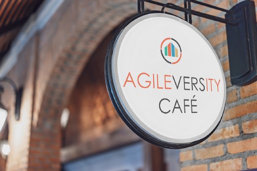 agileversity-cafe-schild.jpg