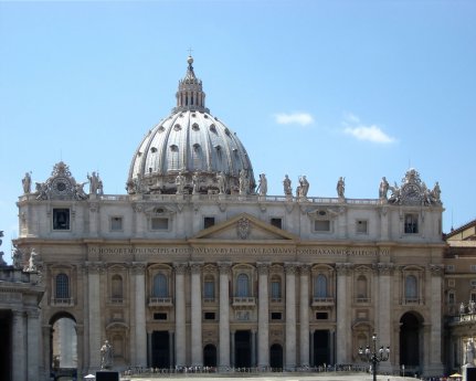 20110406_Basilica-Di-San-Pietro_Petersdom[1].jpg
