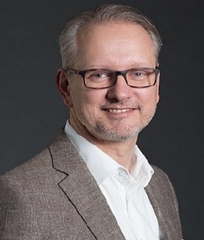 Peter Lischewski.jpg