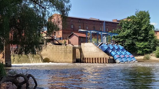 Renaio-Wasserkraftanlage-Brzeg.jpg
