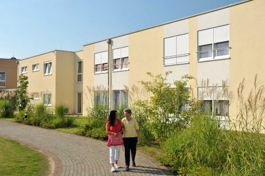Seniorenheim Langenfeld-Richrath - in nur 6 Monaten Bauzeit realisiert.jpg