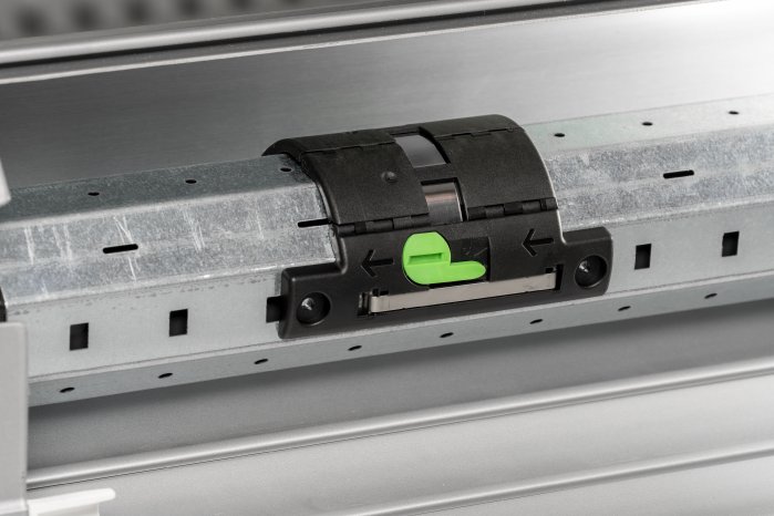 SELVE_starrer_Wellenverbinder_SecuFix_Push&Go_im_Kasten .jpg