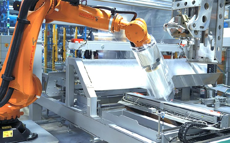 KOCH Robotersysteme Vollautomatische Roboter Folienverpackungsanlage.jpg