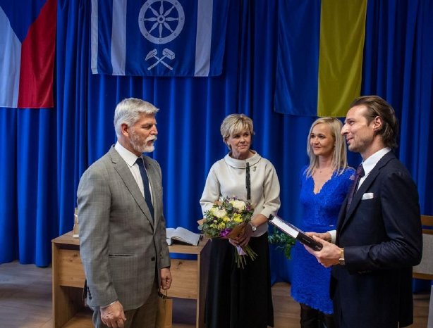Begrüßung des Präsidenten der Tschechischen Republik in Nové Město p.S..jpg