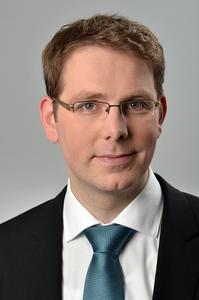 Dr. Henning Sternemann