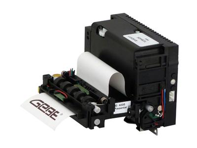 Schützt Druckwerk und spart Folgekosten: GeBE-COMPACT Plus Drucker mit Präsenter-Einheit
