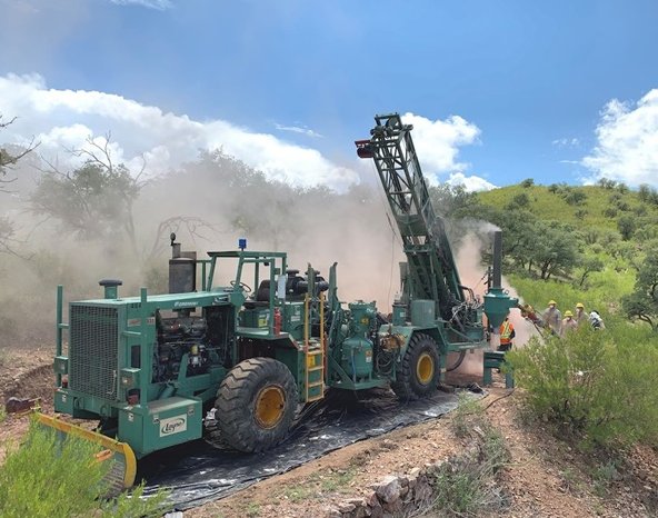 SGO - Drill Rig in Action_600_2.jpg