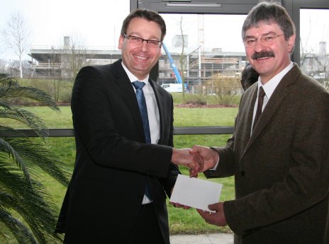 WITTENSTEIN_Weihnachtsspende_2012_2.JPG
