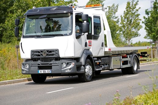Renault Trucks D Cab 21 Autotransporter.jpg