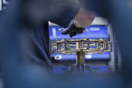 Greifzylinder in Etikettiermaschine.JPG