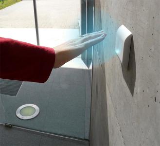 Automatiktüren mit dem ASSA ABLOY Magic Switch für berührungsloses Öffnen von Türen