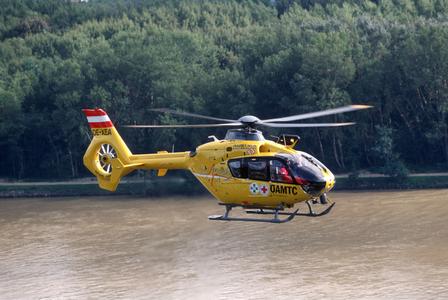 Austrian Motorist and Touring Club (ÖAMTC) achieves 100,000 flight hours with its Eurocopter EC135 helicopter fleet