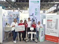 THERA-Trainer übergibt 2.500 Euro an die Stiftung Deutsche Schlaganfall-Hilfe