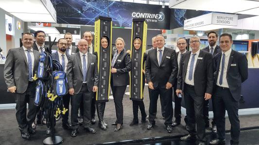 Das Messe-Team von Contrinex freute sich mit CEO Annette Heimlicher über die gestiegenen Besucherzahlen und guten Kontakte