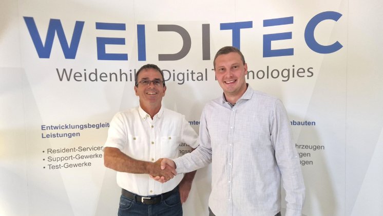 Armin Baumann (Softing, links) & Stefan Brosig (WEIDTEC, rechts).jpg