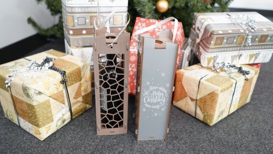 Gift Wrapping_Wine Box.jpg