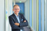 Michael Teek, Branchenverantwortlicher Produktionsmaschinen der akf bank, freut sich auf zahlreiche interessante Gespräche auf der diesjährigen EMO. Michael Teek, Branchenverantwortlicher Produktionsmaschinen der akf bank, freut sich auf zahlreiche interessante Gespräche auf der diesjährigen EMO.