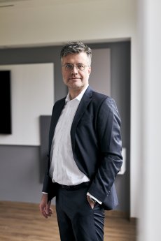 QANT_Michael_Krüger_VP_Commercials.jpg