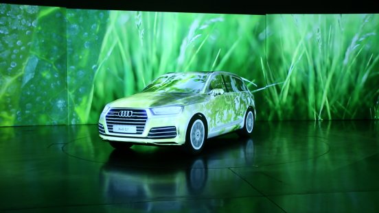 Audi Q7 Projection Mapping 01.jpg
