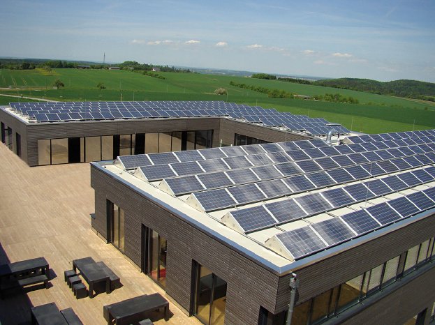 Solar-Log_Firmengebäude.jpg