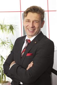 HANSA-FLEX AG - Vertriebsleiter Matthias Henke