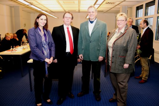 Foto FH- Präsidium mit neuem Vizepräsidenten Prof. Dr. Martin von Schilling.jpg