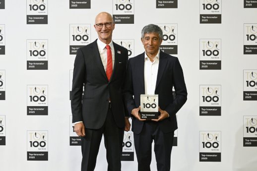 Bild 1 Rittal Top100_72.jpg