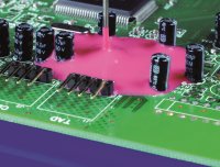Polymerverguss bei elektronischen Bauteilen (Foto: Fraunhofer IFAM)