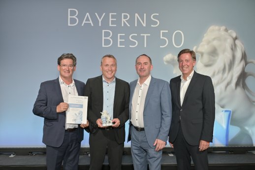 C 0 Bernd Krebs and Christoph Hauck at the award ceremony for “Bayerns Best 50” 2024.jpg