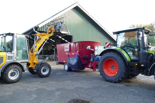 bvl-landmaschinentechnik-v-mix-hybrid-radlader-traktor.JPG