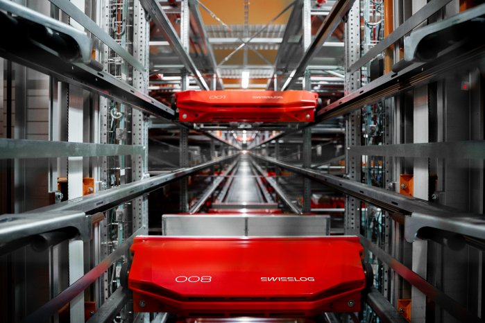 Swisslog-Reference-dm-drogerie markt-ACPaQ-Germany-Wustermark 02.jpg