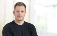 Dr. Peter Geißler, Head of Business Unit People Experience bei Communardo fordert eine enge Zusammenarbeit zwischen verschiedenen Abteilungen wie HR, Interner Kommunikation und IT, um Employee Experience in der Praxis umzusetzen. Dr. Peter Geißler, Head of Business Unit People Experience bei Communardo fordert eine enge Zusammenarbeit zwischen verschiedenen Abteilungen wie HR, Interner Kommunikation und IT, um Employee Experience in der Praxis umzusetzen.