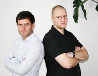 Die „jungen Wilden“ der PRAXIS Software AG. Patrick Simon und Christian Heller, beide Azubi zum Fachinformatiker Systemintegration.