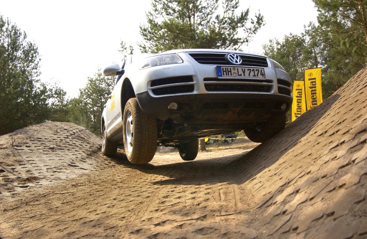 ContiSportContact 5 SUV 2.JPG