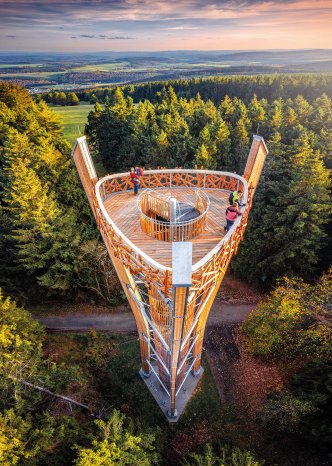 Aussichtsturm auf dem Idarkopf, Hunsrück.jpg