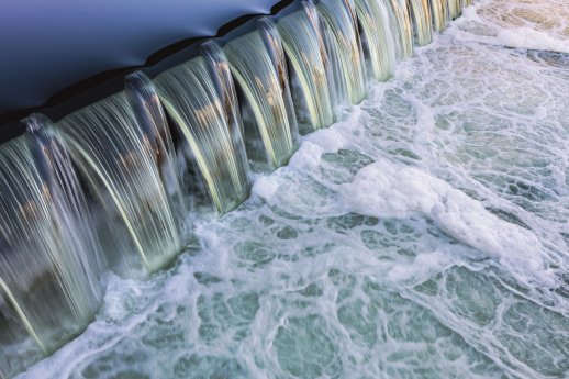 1_Sauberes Wasser_AdobeStock.jpg