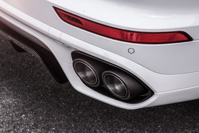 TECHART_ext_CarbonTailpipes.jpg