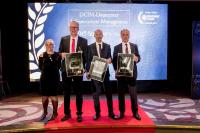 Platz 2 (Gold) für Rittal in der Kategorie „DCIM“: Thorsten Weller (2 v. links), Produktmanagement IT bei Rittal nahm den Readers' Choice Award entgegen (Quelle: Rittal GmbH & Co. KG)