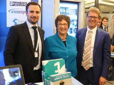 Karsten Hunger VDE, BM Brigitte Zypries, Thomas Winzer INOSOFT (von links nach rechts)