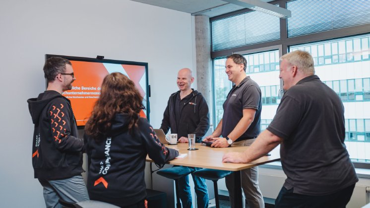 DEXEVO GmbH Büro Team