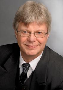 „Mit Einmal-Passworten ist Dualshield sicherer als ein Sammelsurium von verschiedenen Token",erklärt Bert Rheinbach, Geschäftsführer der OPTIMAL System-Beratung.