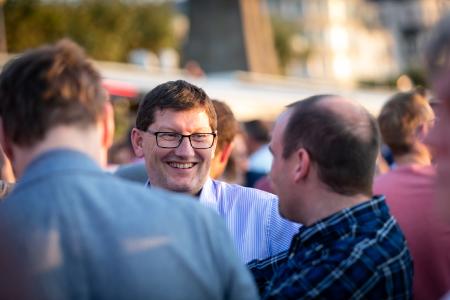 Strategiethemen wie auch Arbeitsgruppen zu zwölf unterschiedli-chen Themen bieten gleichermaßen für Anwender wie Entscheider die passenden Informationen. (Quelle: Eplan Software & Service GmbH & Co. KG )