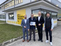 Looking forward to a fruitful partnership between TÜV SÜD and ADAC (from left): Christian Gnandt (Vice President and Global Head of Global Homologation Services, TÜV SÜD), Andreas Schäffler (Head of Global Homologation Services Deutschland, TÜV SÜD), Dr. Reinhard Kolke (ADAC Director Test and Technical Services), Andreas Rigling (Head of the ADAC Mobility Test Centre), Photo credit: 