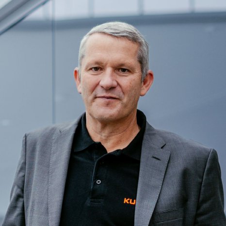 KUKA Group CEO_Christoph Schell.jpg