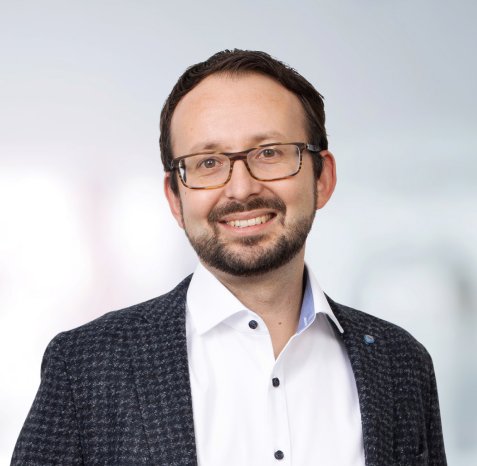 bastian_steinbach.jpg