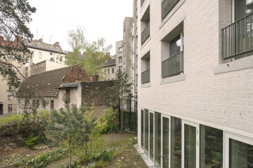 Hagemeister Monolith Berlin 3.jpg