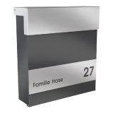 Die MAILBOX 11 ist ein schnörkelloser Wandbriefkasten mit individueller Beschriftungsblende.