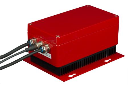 Die Technik des Ladeerhaltungsgeräts EL24 von Nortec Electronics ist sicher in einem robusten Aluminiumdruckguss-Gehäuse von ROSE Systemtechnik untergebracht